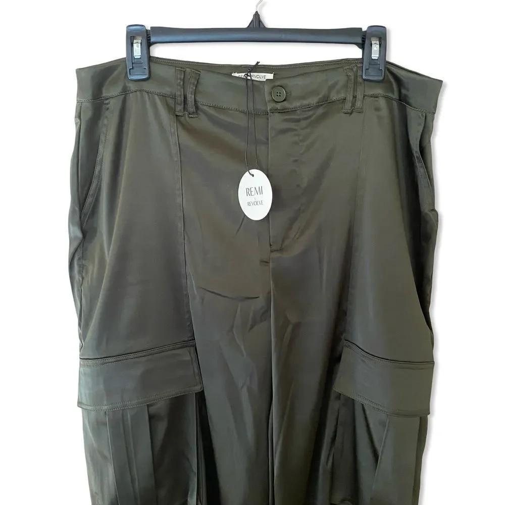 NWT REMI x REVOLVE Sydney Cargo Pant Dark Green satin finish wide leg loose L - Picture 6 of 10